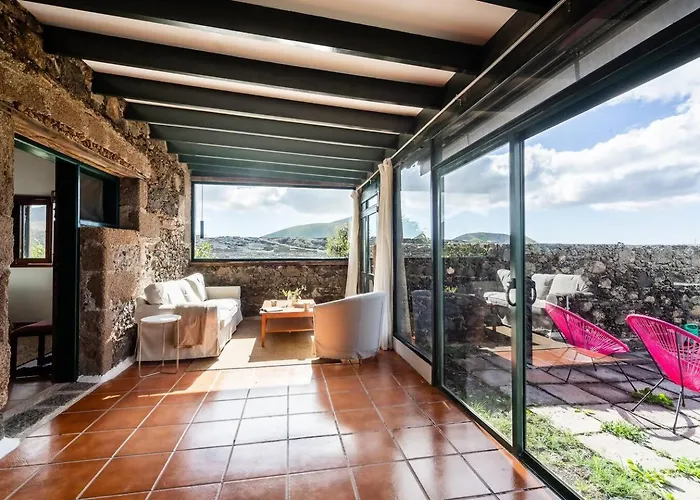 Casa Entre Vinedos En Masdache Hébergement de vacances Tías